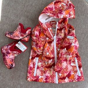 NWT - matching HUNTER rain coat & Hunter boots